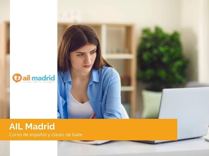 Curso de español y clases de baile